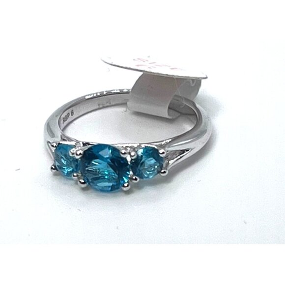 Ring Bomb Party Ring, NWOT, Size 6 Aqua blue stones silver color band - Picture 3 of 8